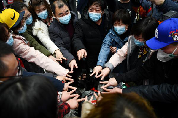 鹽城中健康復(fù)醫(yī)院為一線白衣天使點(diǎn)贊！165支醫(yī)療隊(duì)19916人馳援湖北！
